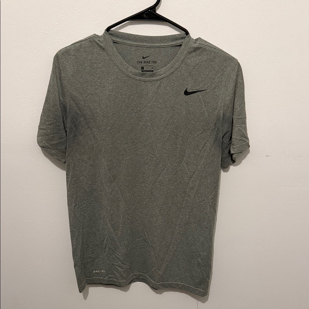 Nike dri fit gym shirt